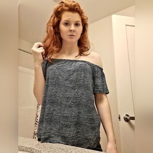 Blue and white stripped tee